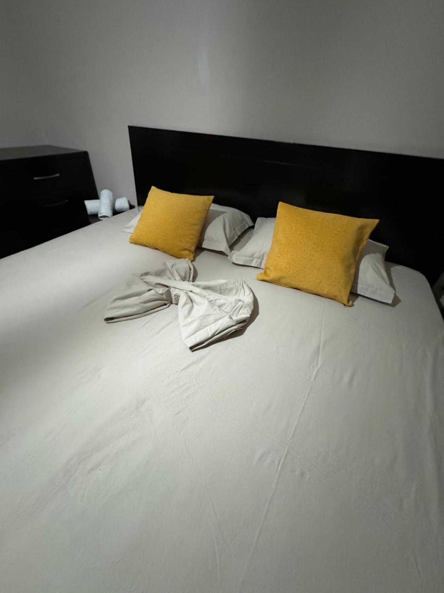 Toptani Center Apartment Тирана Екстериор снимка